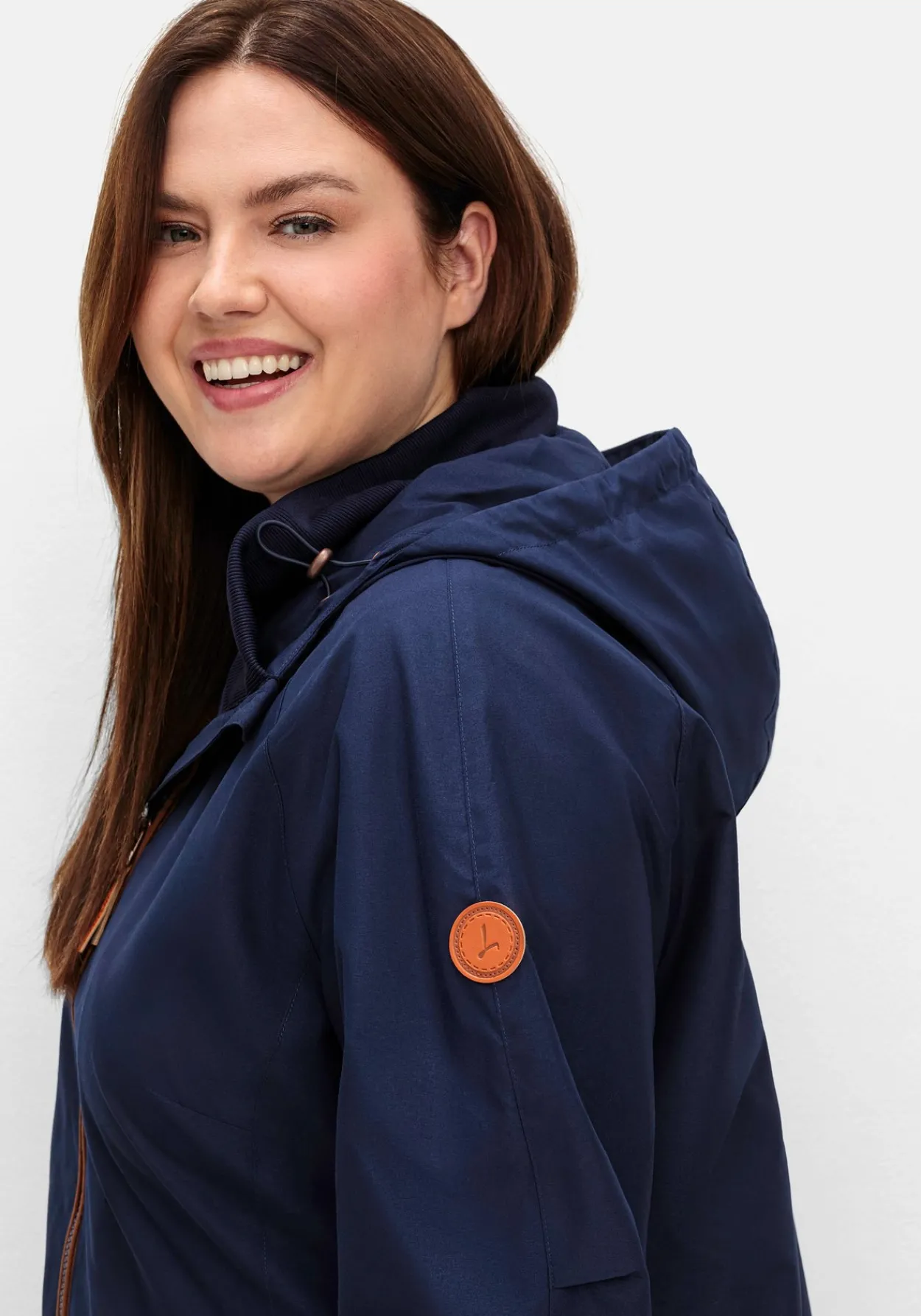 Kapuzenjacke aus Microfaser, mit Kontrastdetails<sheego Best
