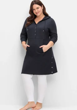 Kapuzenkleid mit Seitenschlitzen und Knopfleiste<sheego Outlet