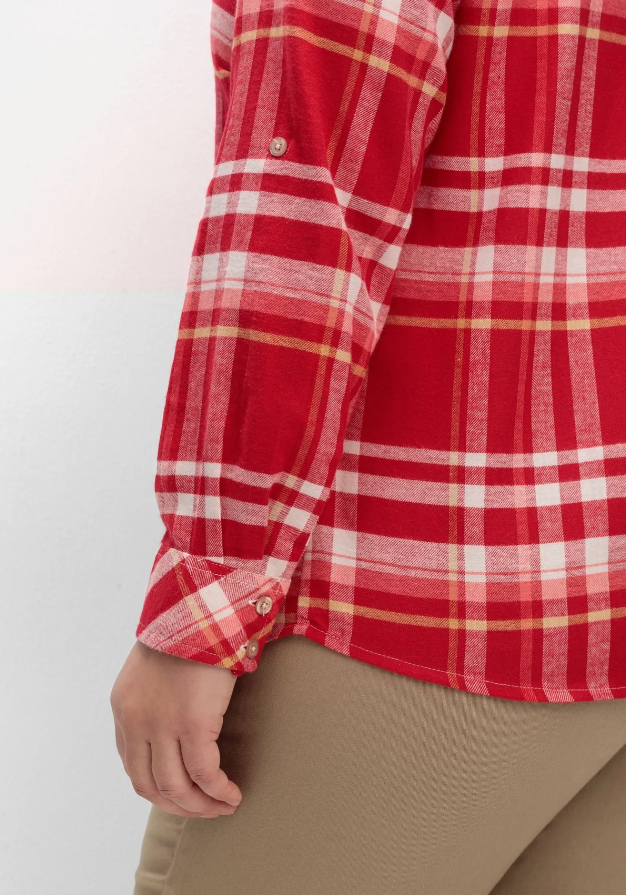 Karierte Flanellbluse mit Krempelärmeln<sheego x Collection L. Hot
