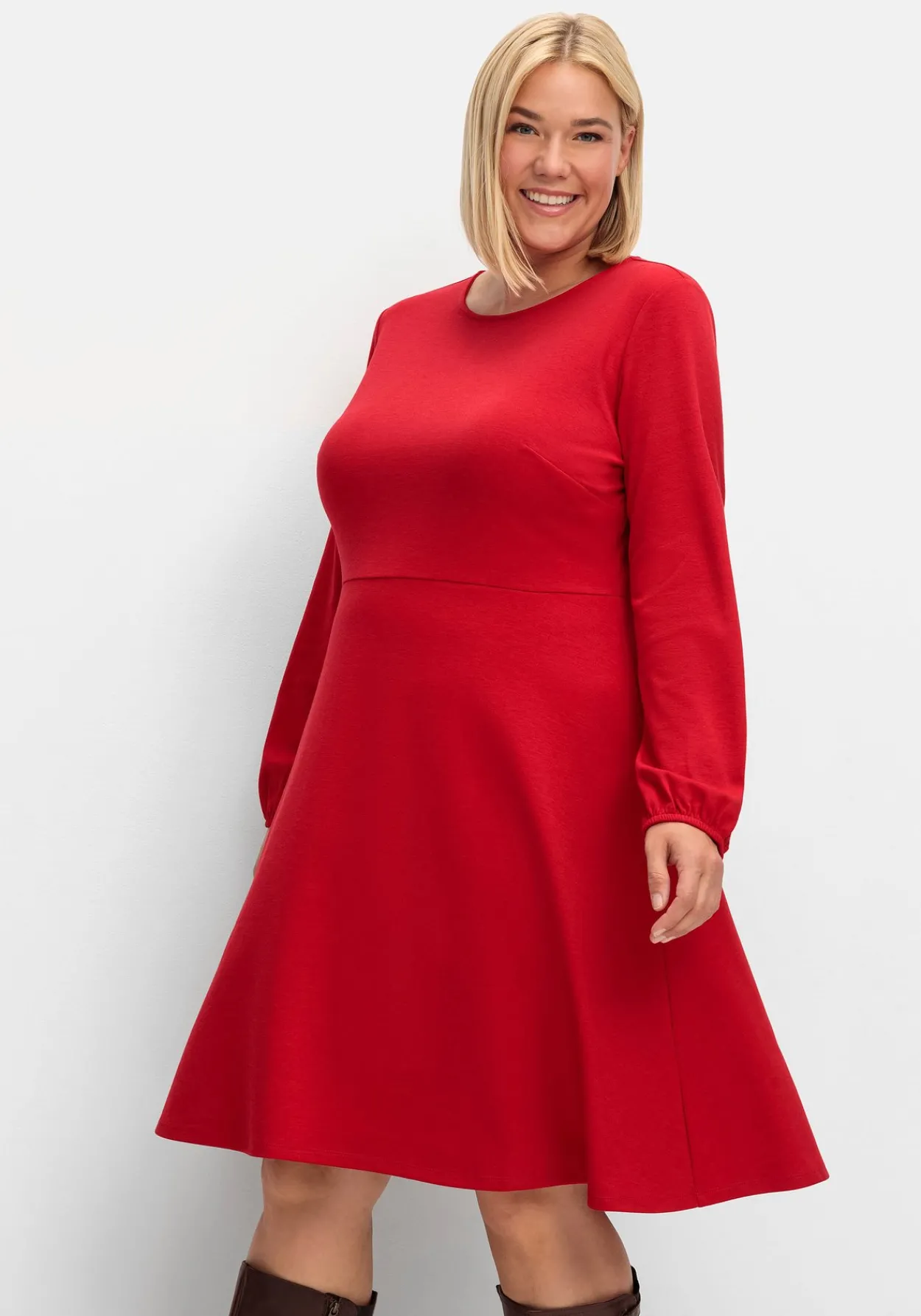 Kleid aus Interlock, mit ausgestelltem Rock<sheego New