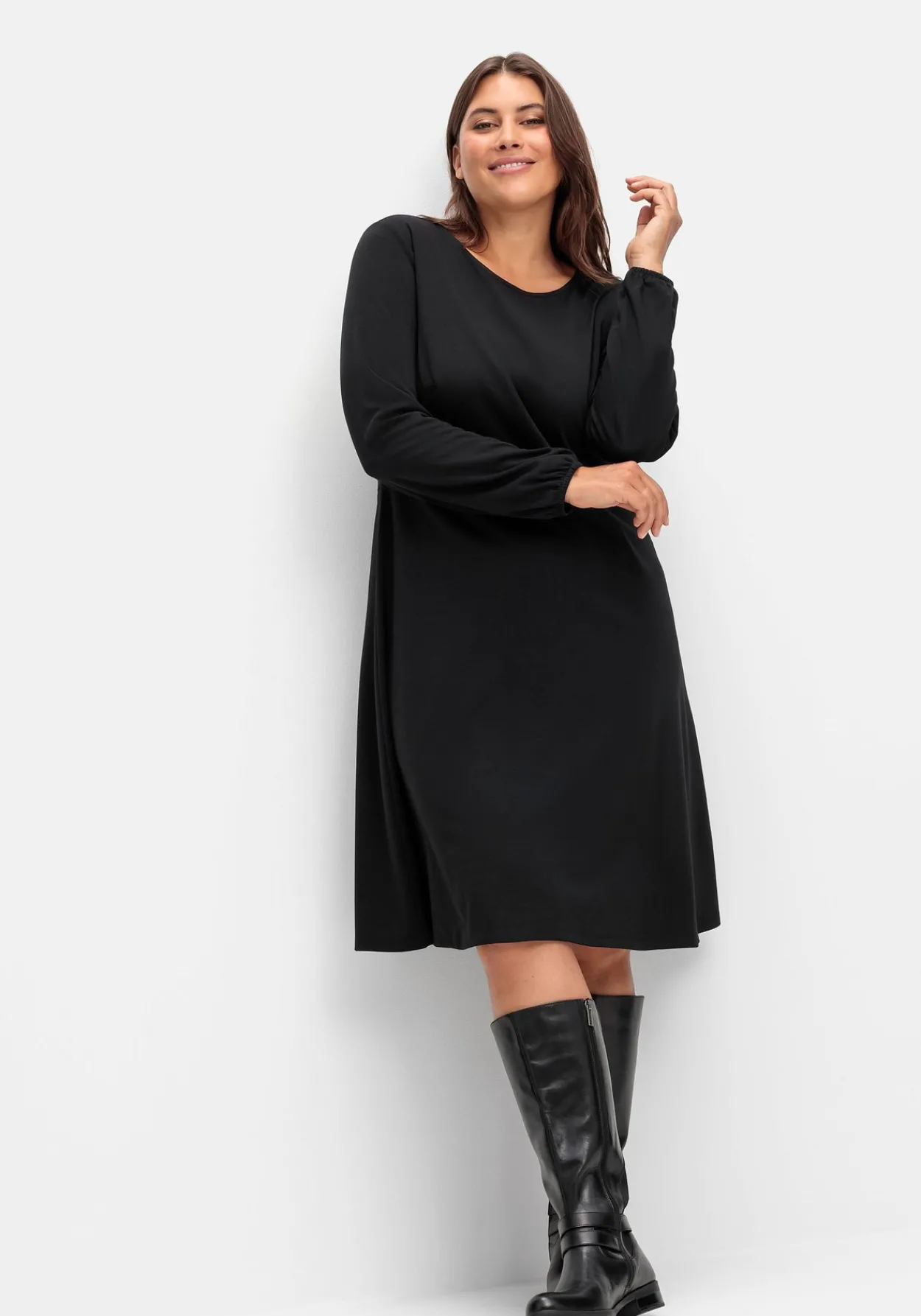 Kleid aus Interlock, mit ausgestelltem Rock<sheego Outlet