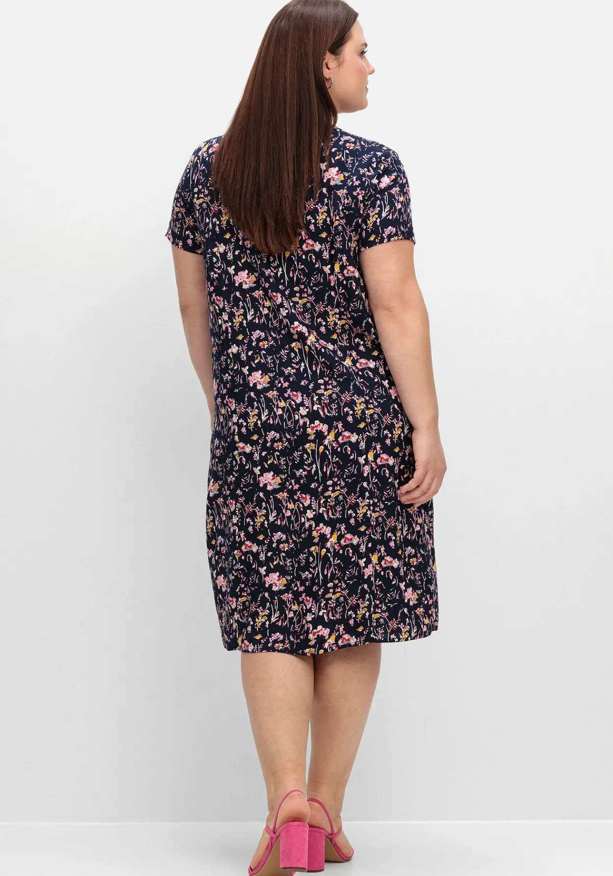 Kleid mit Knopfleiste und Blumendruck<sheego Clearance