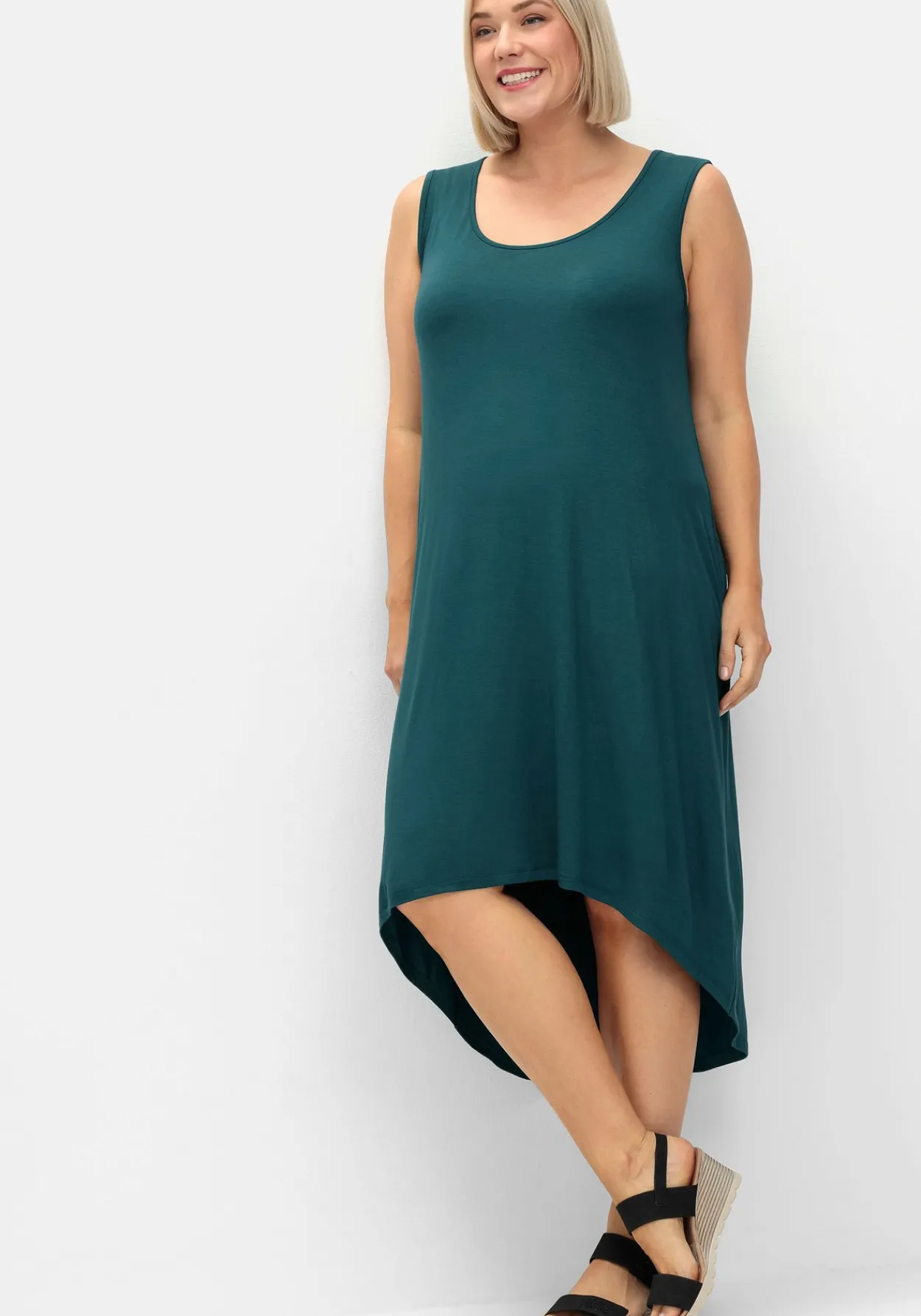 Kleid mit Taschen, im Vokuhilaschnitt<sheego Sale