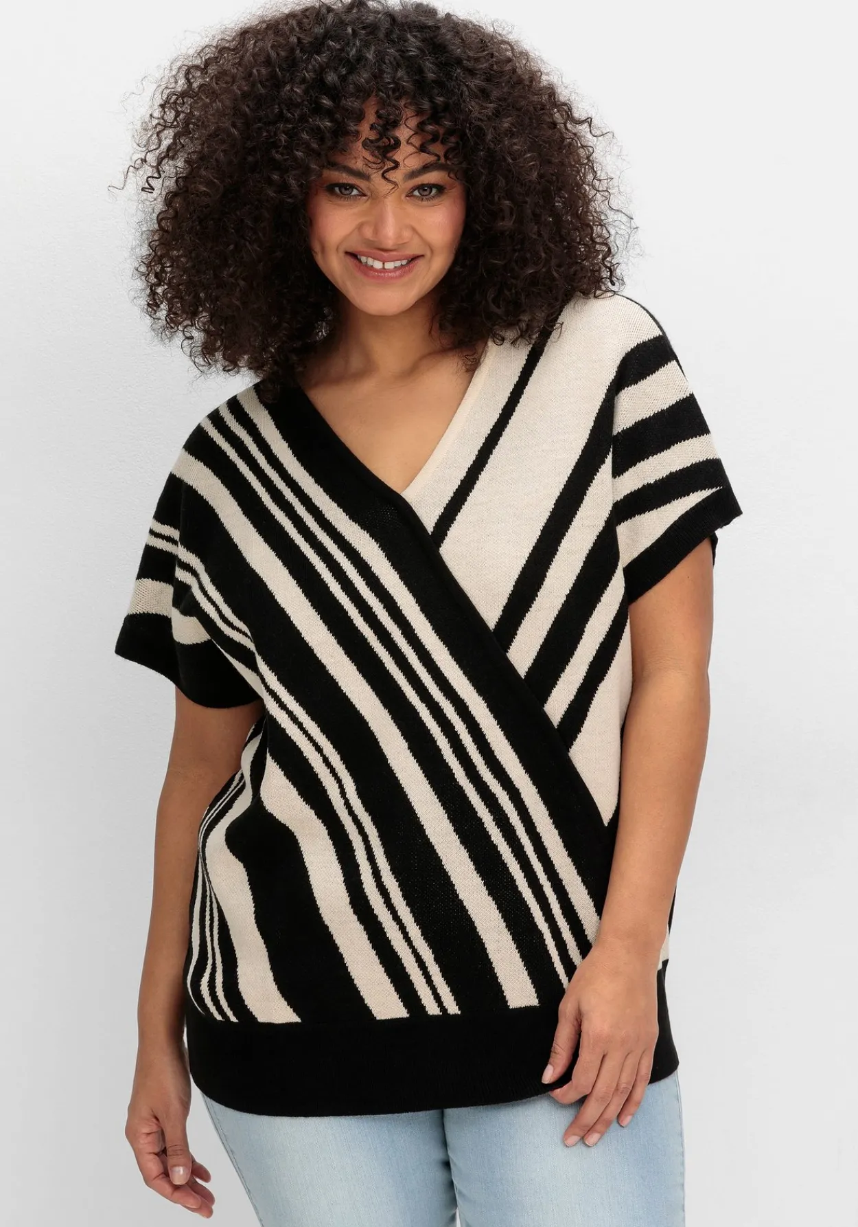 Kurzarm-Pullover mit Jacquard-Streifen<sheego Online