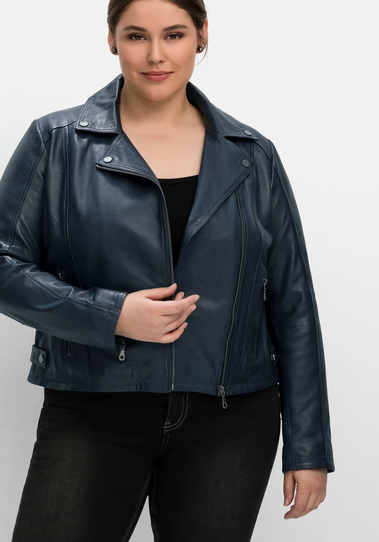 Kurze Lederjacke aus Lammnappa, im Biker-Stil<sheego Outlet