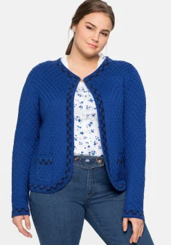 Kurze Trachten-Strickjacke mit Zierborte<sheego Best
