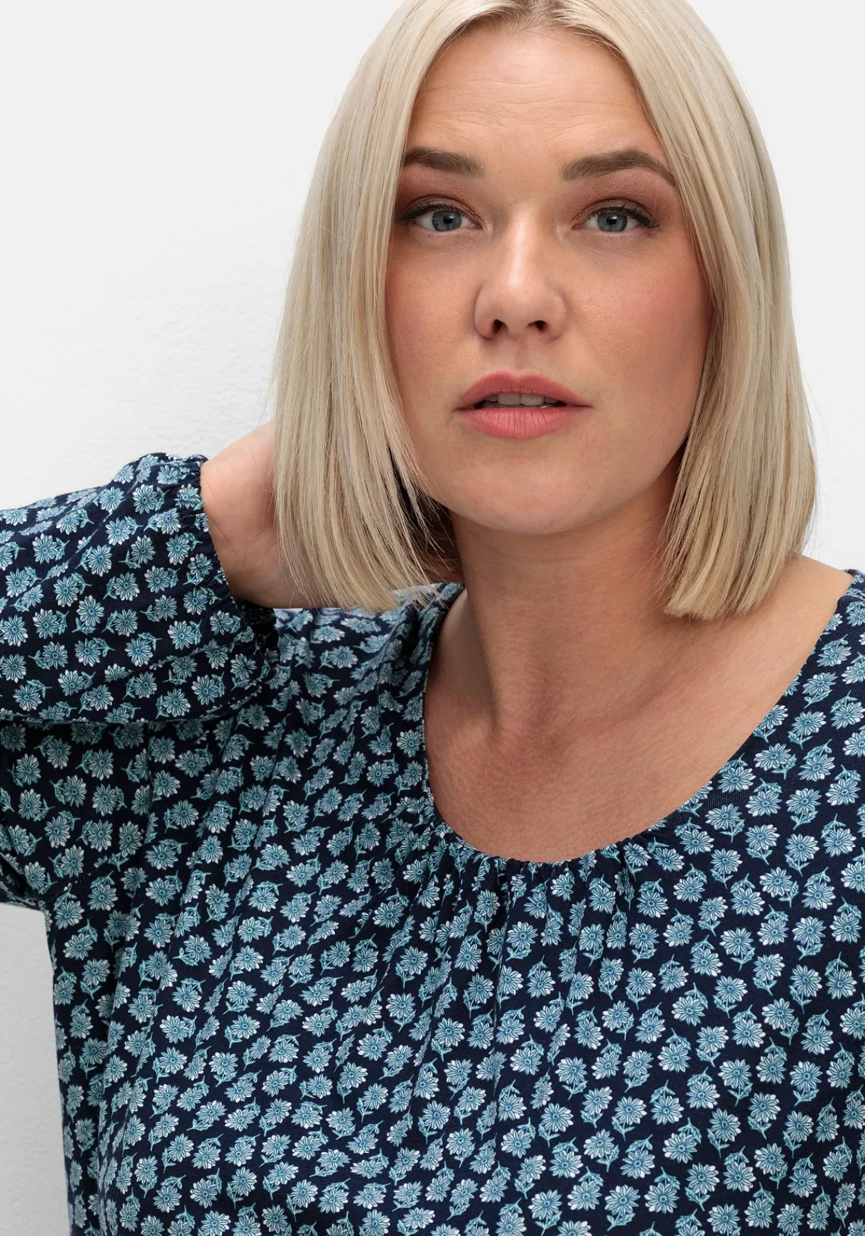 Langarmshirt mit Minimalprint und Saum-Gummizug<sheego Best