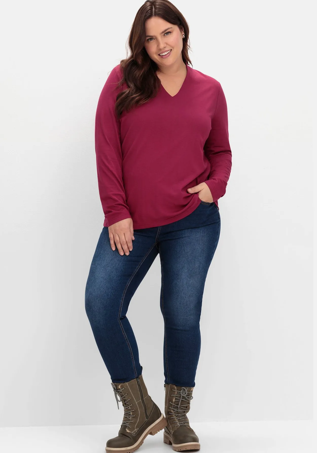 Langarmshirt mit V-Ausschnitt, vorn doppellagig<sheego Outlet