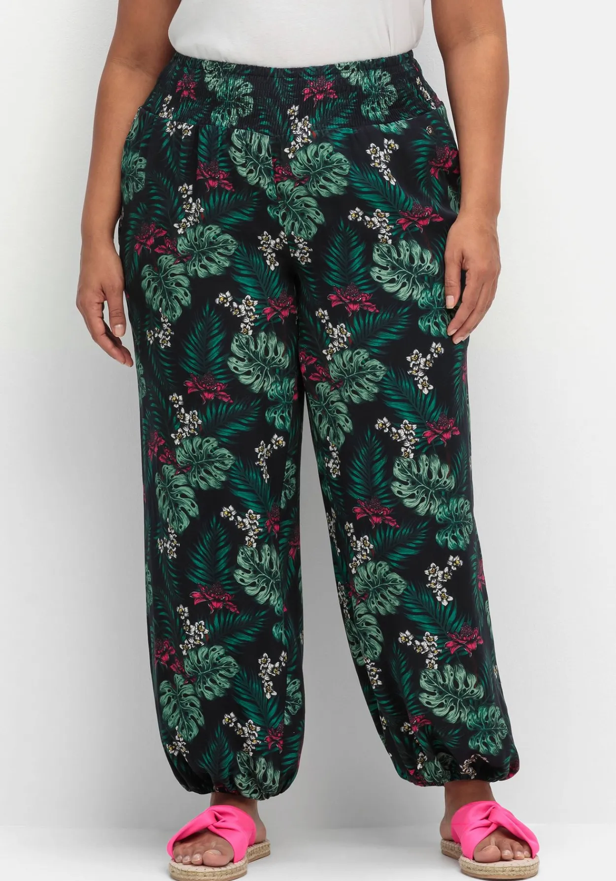 Lange Sommerhose mit Gummizug am Beinabschluss<sheego Hot