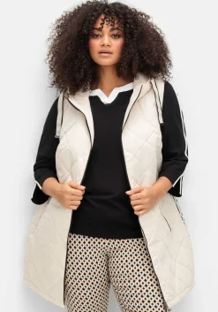 Lange Steppweste mit Kapuze und Kontrastdetails<sheego New