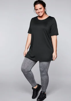 Langes Funktionsshirt mit seitlichen Schlitzen<sheego Online