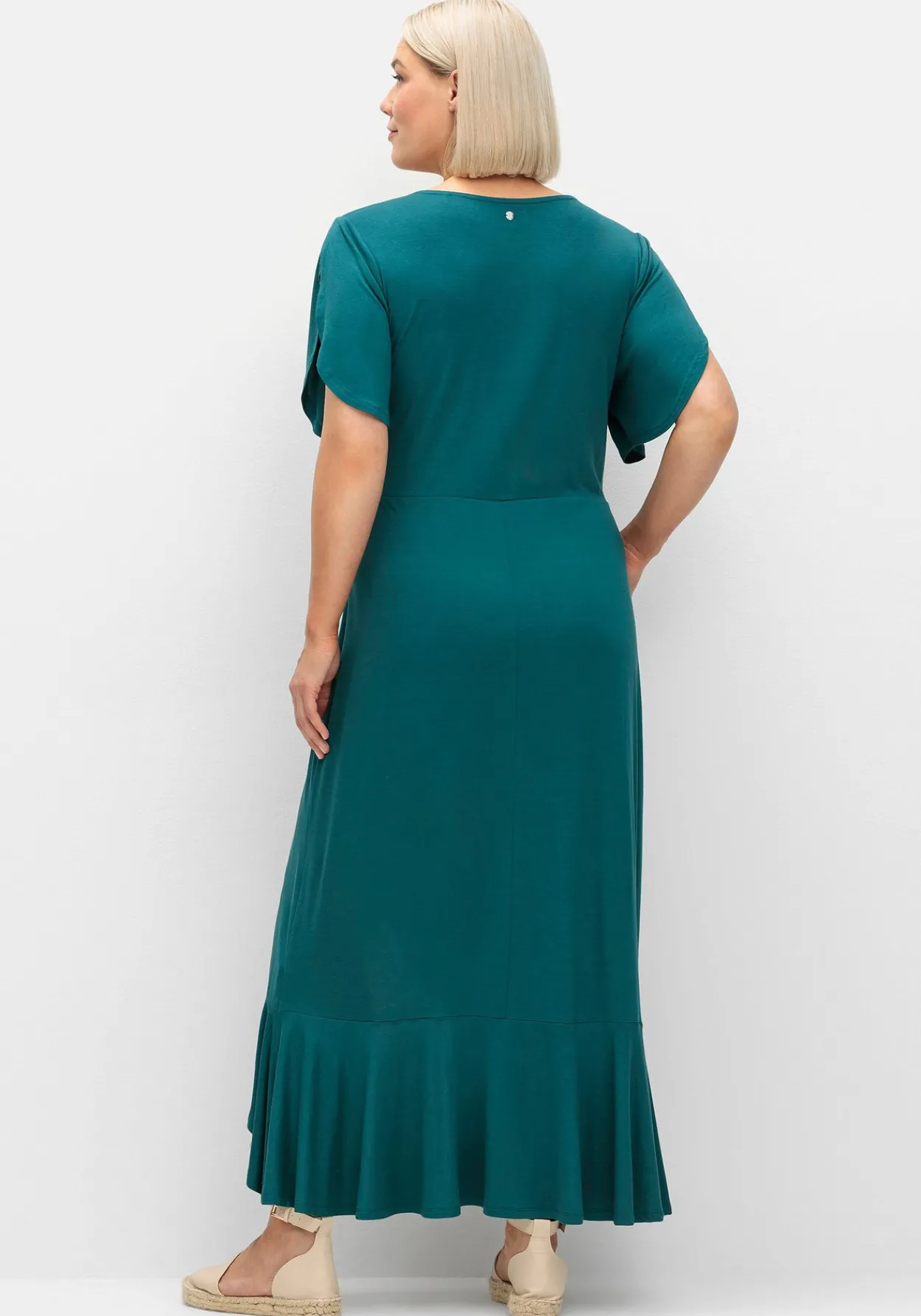 Langes Jerseykleid in Wickeloptik, mit Volantrock<sheego Discount