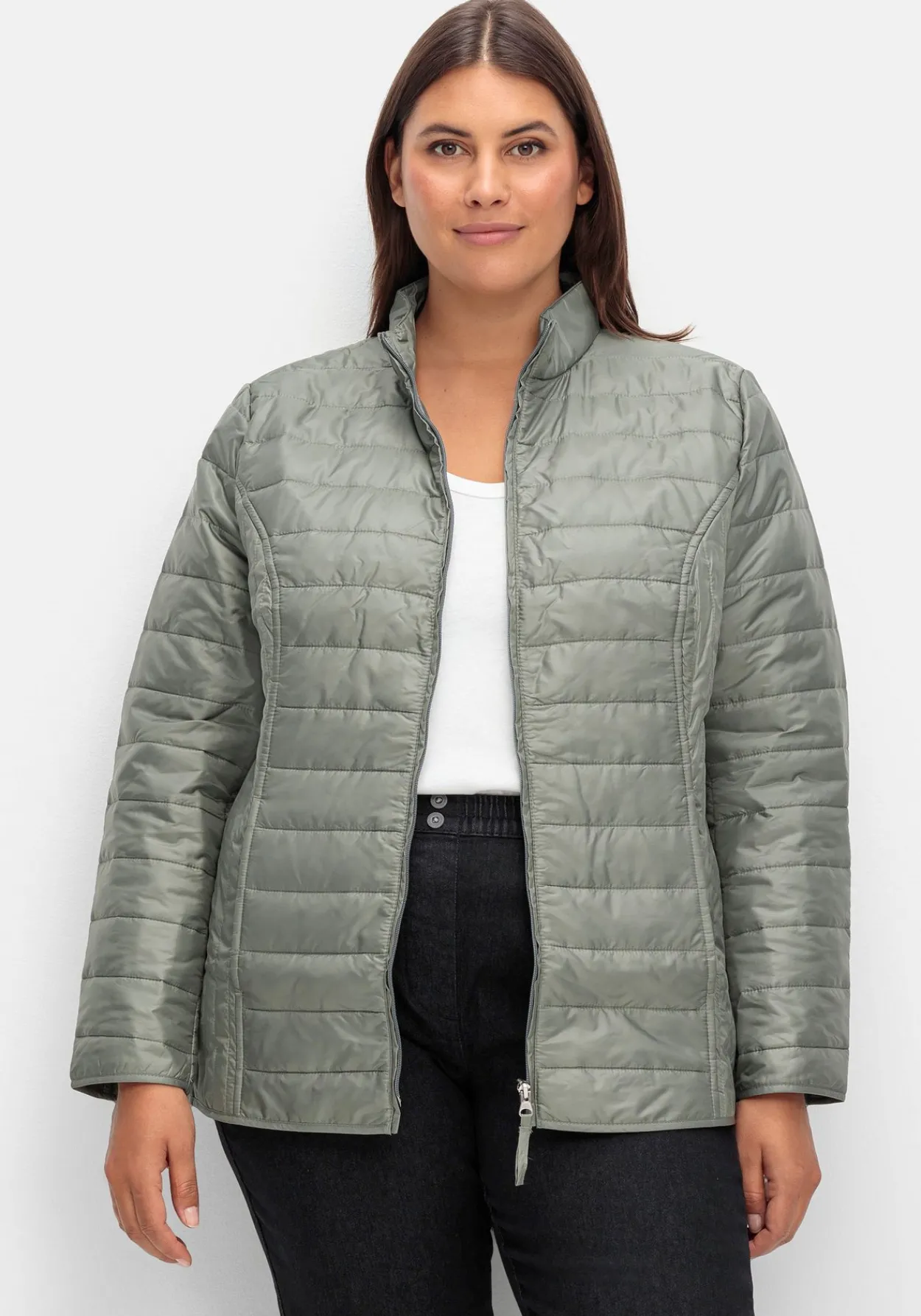 Leicht wattierte Steppjacke mit Stehkragen<sheego New