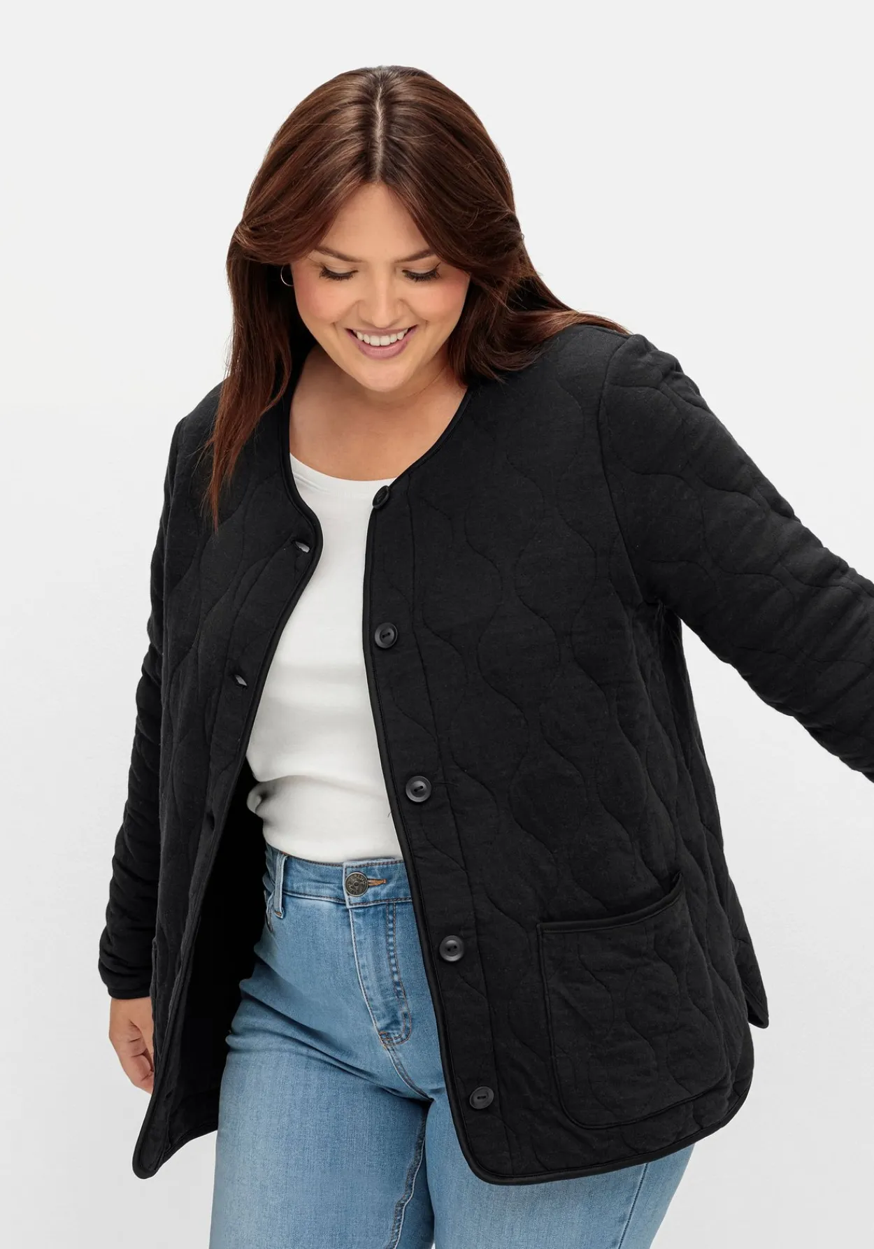 Leicht wattierte Sweatjacke mit Steppung<sheego Sale