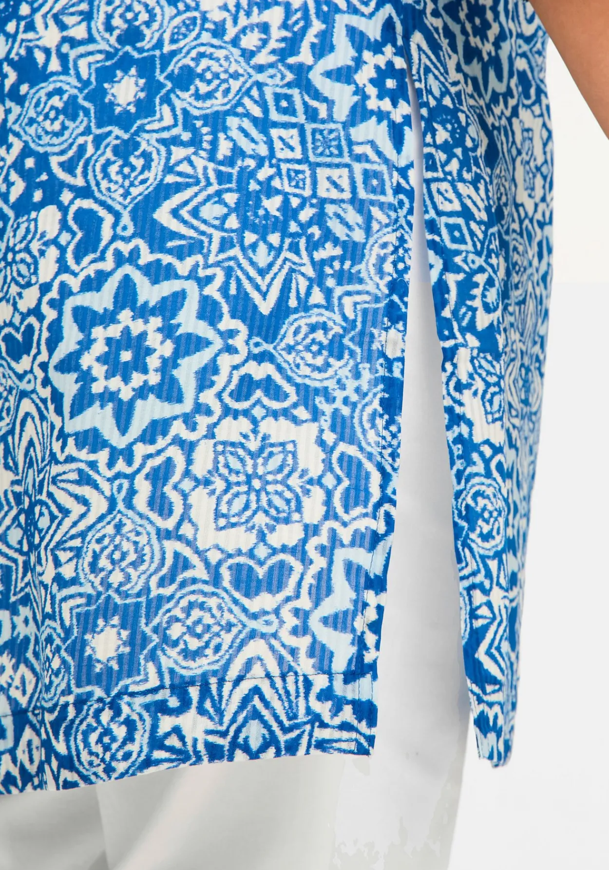 Longbluse mit Blätterdruck und 3/4-Ärmeln<sheego Sale