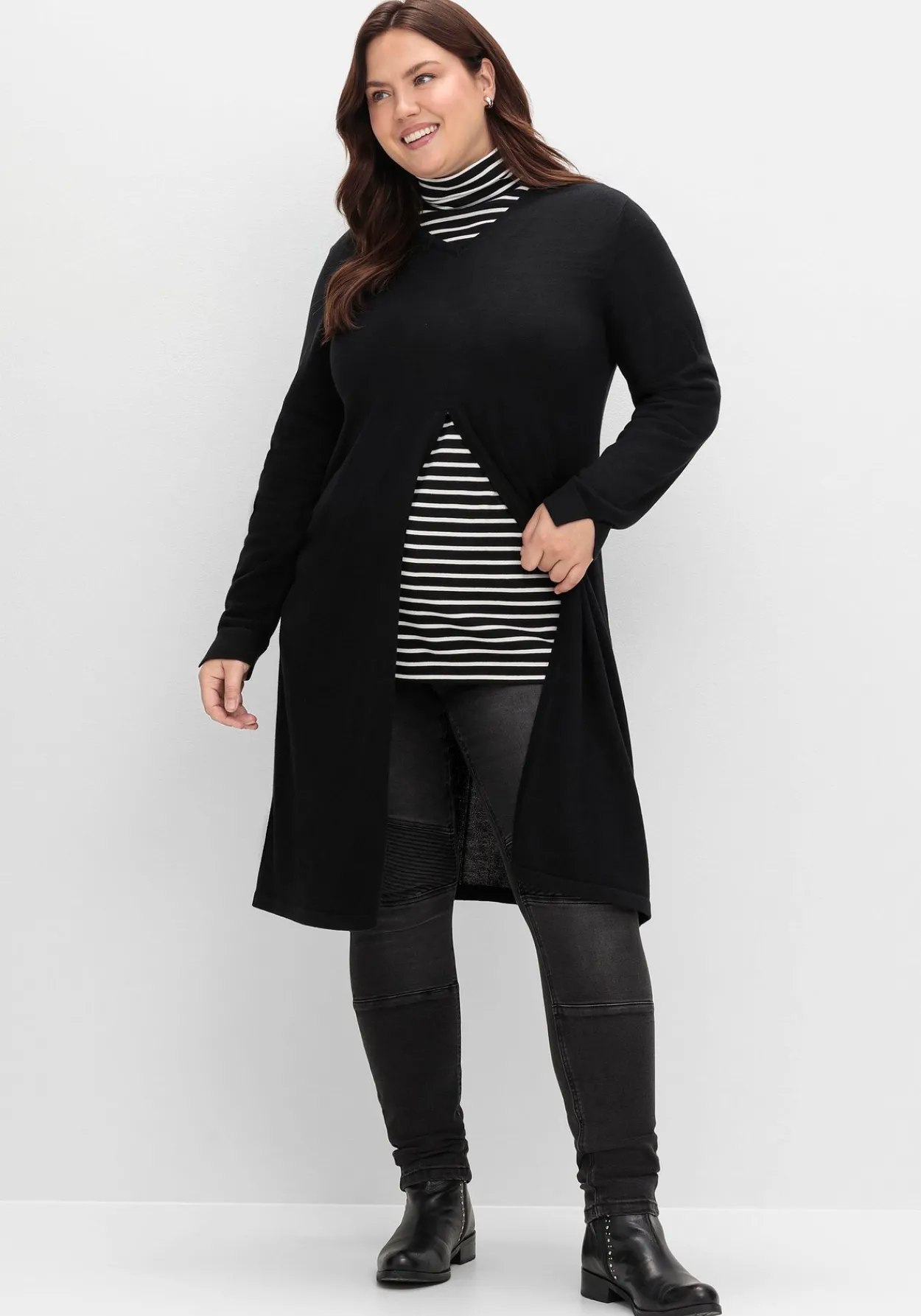 Longpullover in A-Linie, mit langem Schlitz vorn<sheego Outlet