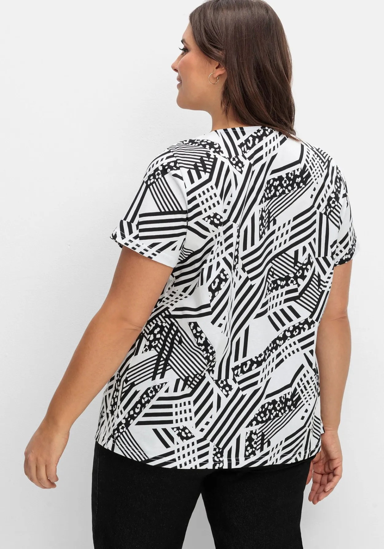 Longshirt in A-Linie, mit grafischem Muster<sheego Online