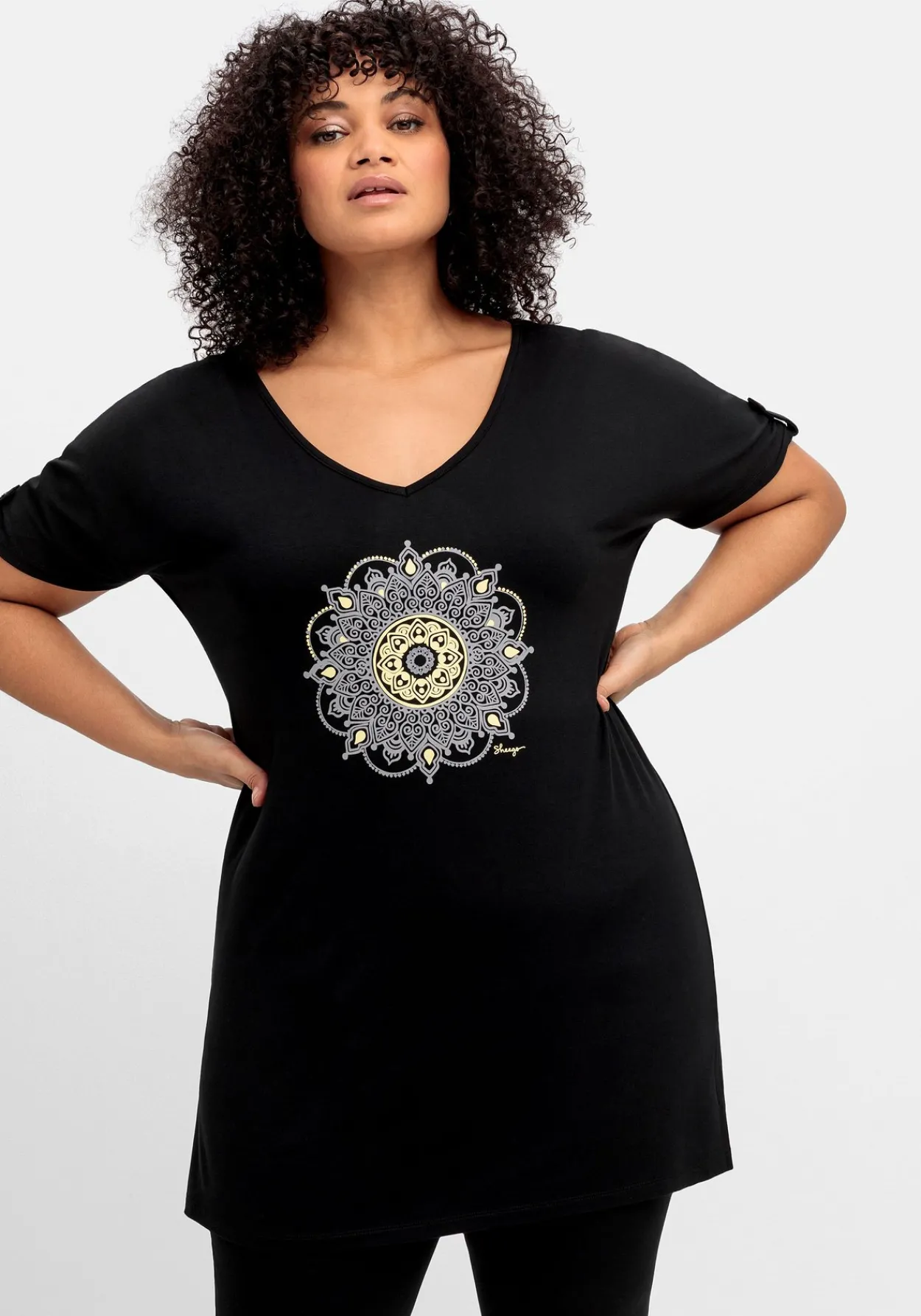 Longshirt mit Frontdruck, in Oversized-Form<sheego Hot