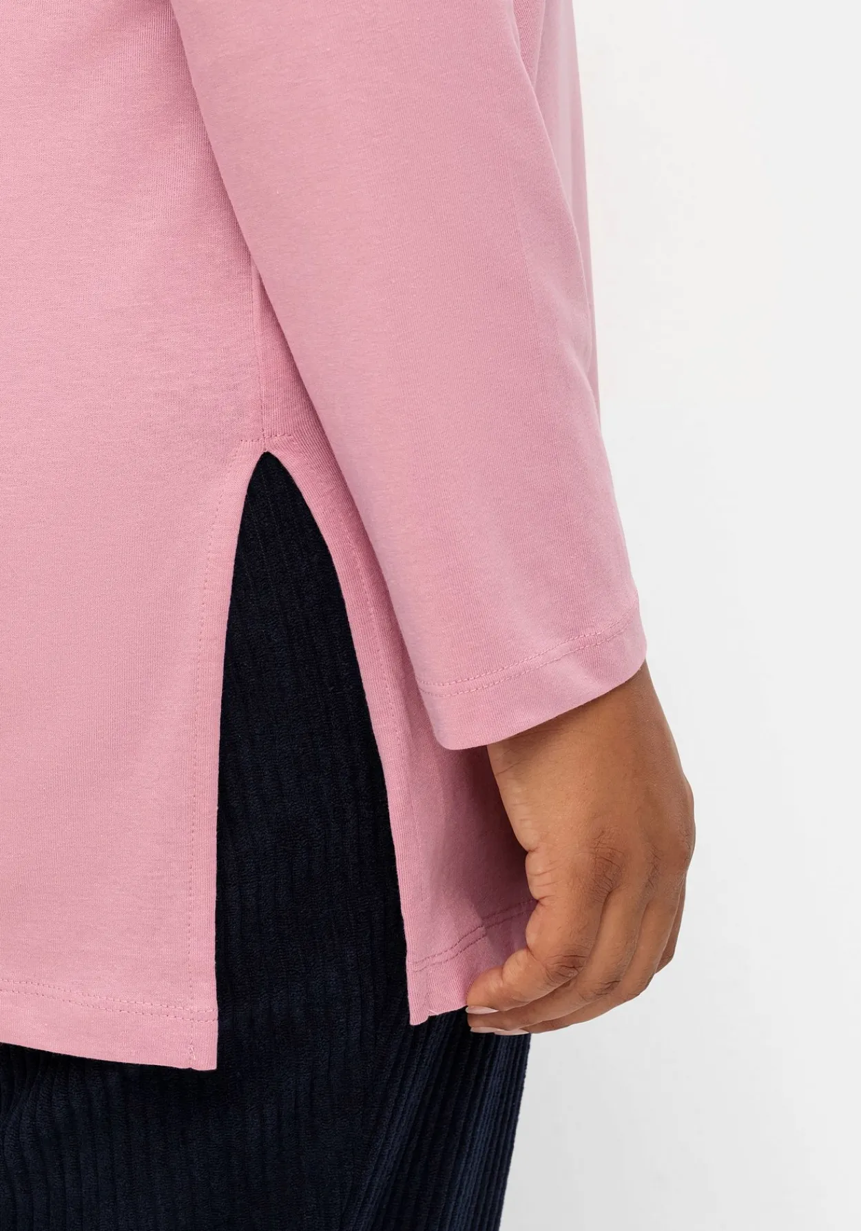 Longshirt mit hohen Seitenschlitzen<sheego Hot