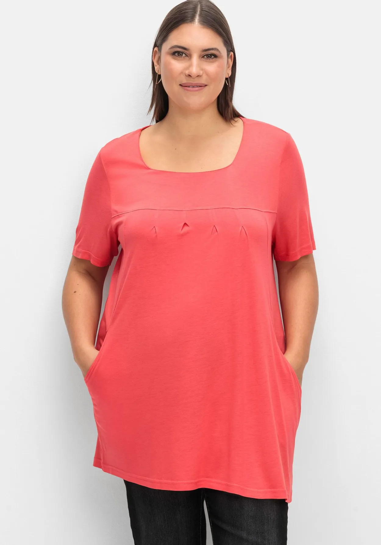 Longshirt mit Taschen und Karreeausschnitt<sheego Sale