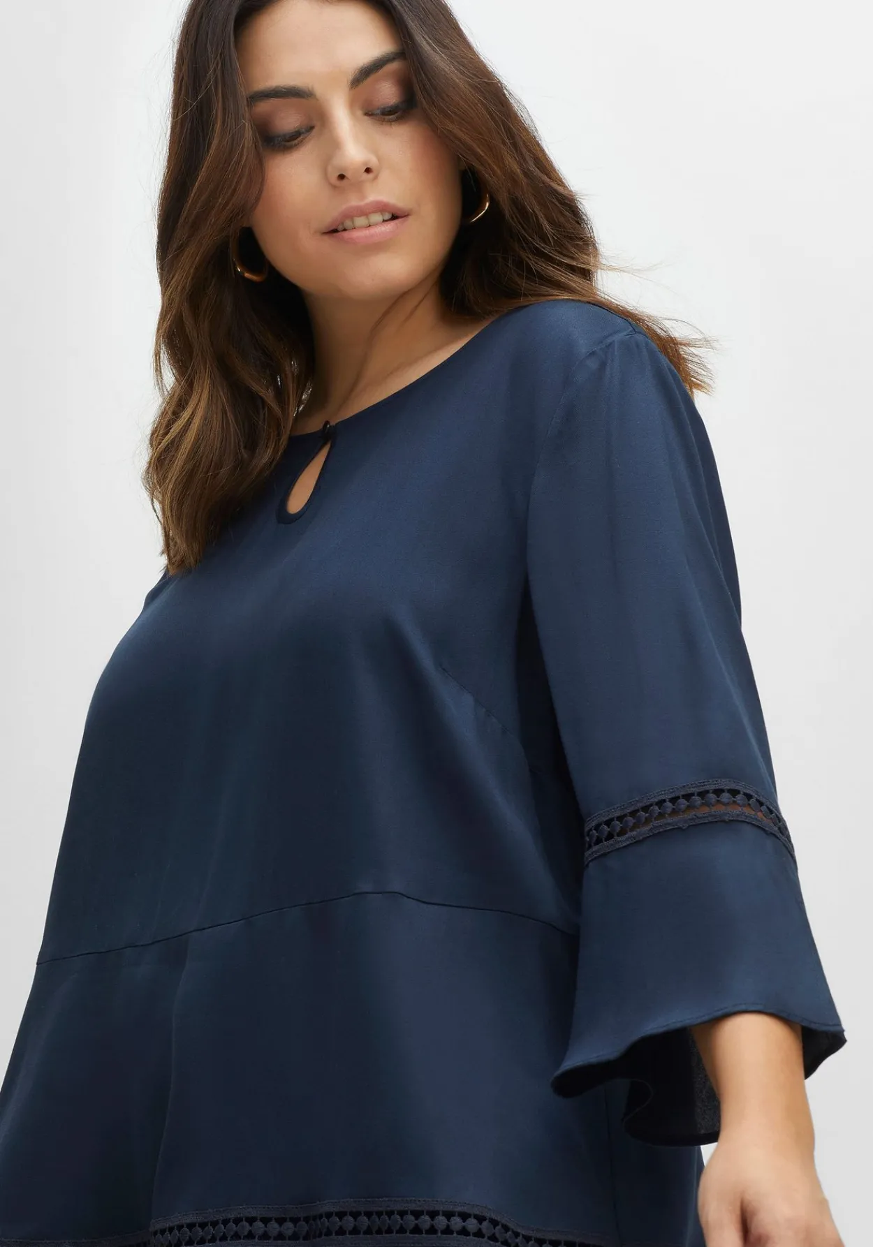 Longtunika in A-Linie, mit Lochmusterdetails<sheego Fashion