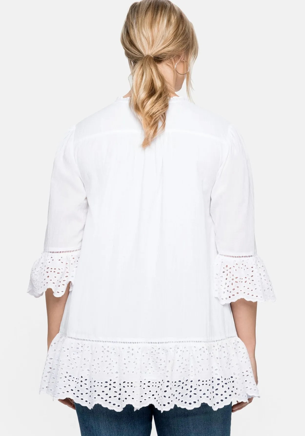 Longtunika mit Lochmusterdetails und Volantspitze<sheego Clearance