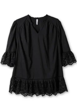 Longtunika mit Lochmusterdetails und Volantspitze<sheego Discount
