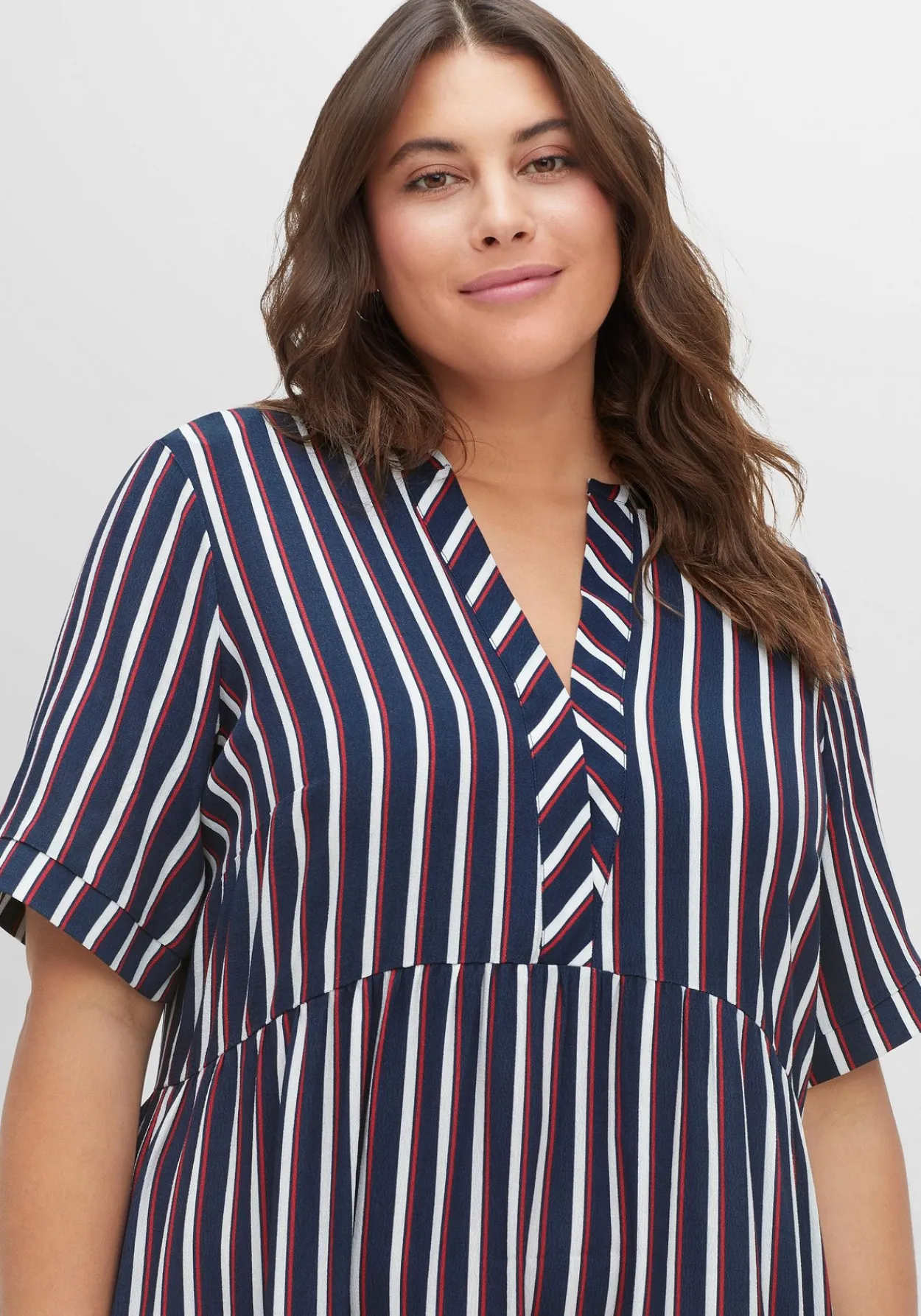 Maxikleid mit Alloverstreifen, weich fließend<sheego Clearance