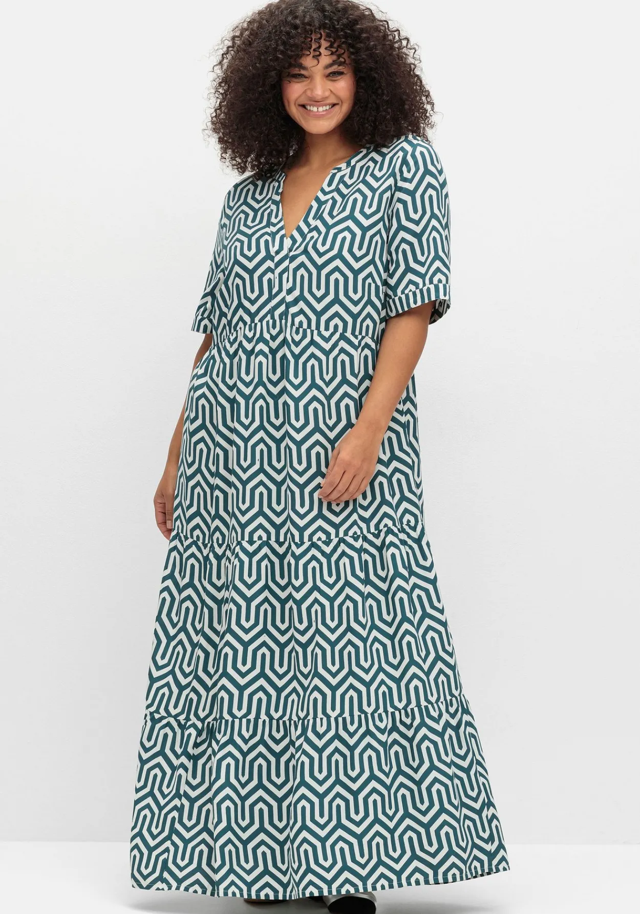 Maxikleid mit grafischem Alloverprint<sheego New