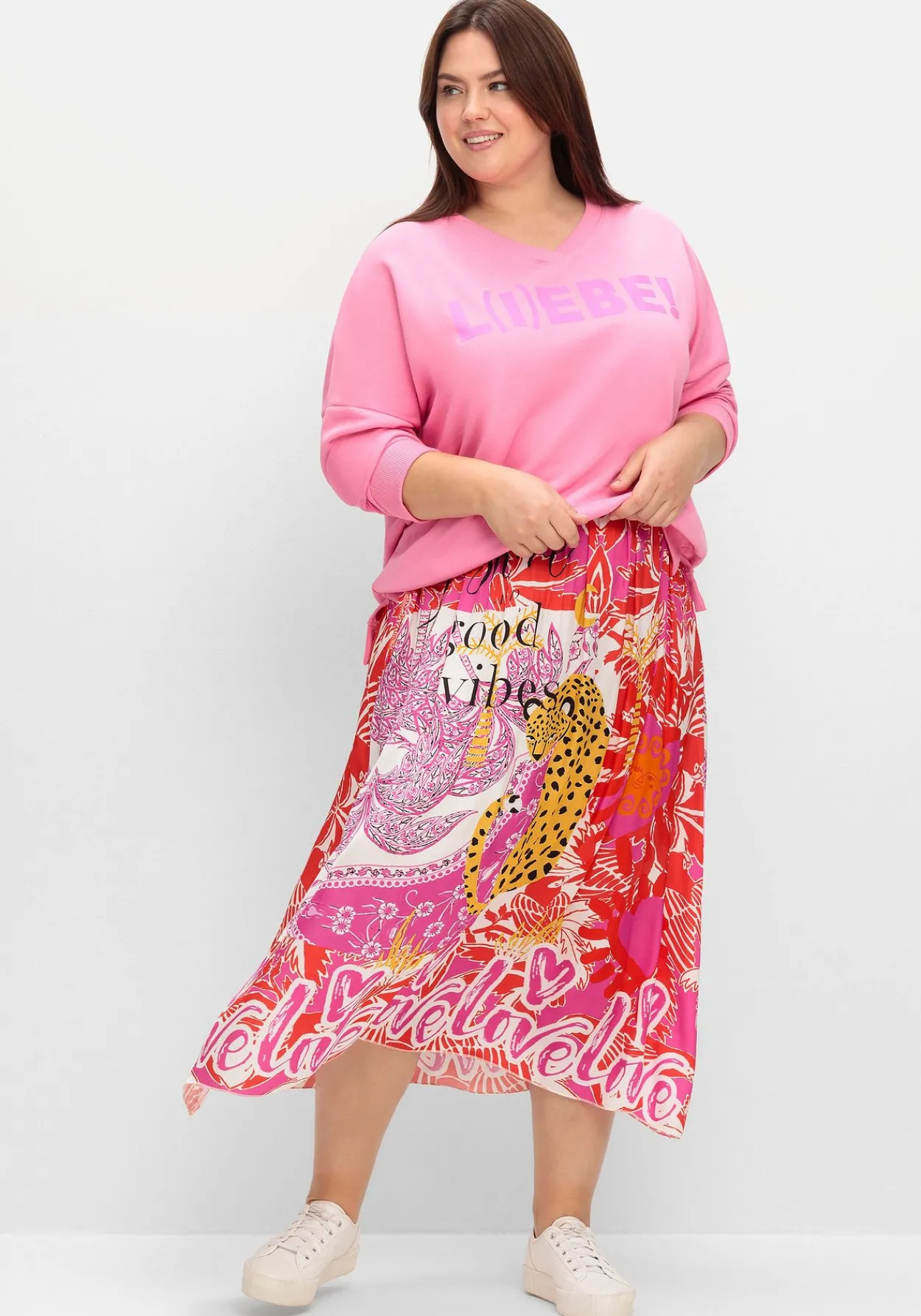 Maxirock im Mustermix, aus Viskose-Satin<sheego loves miss goodlife Discount
