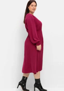 Midikleid mit Smok-Details, aus Viskose<sheego Online