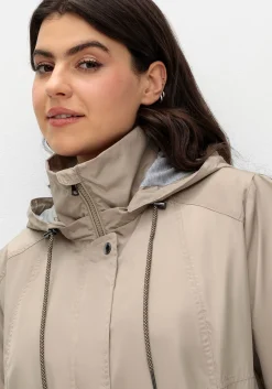 Parka in dezent schimmernder Qualität<sheego Discount
