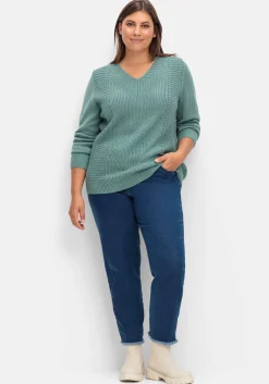 Pullover mit Zopfstrickmuster im Vorderteil<sheego Online