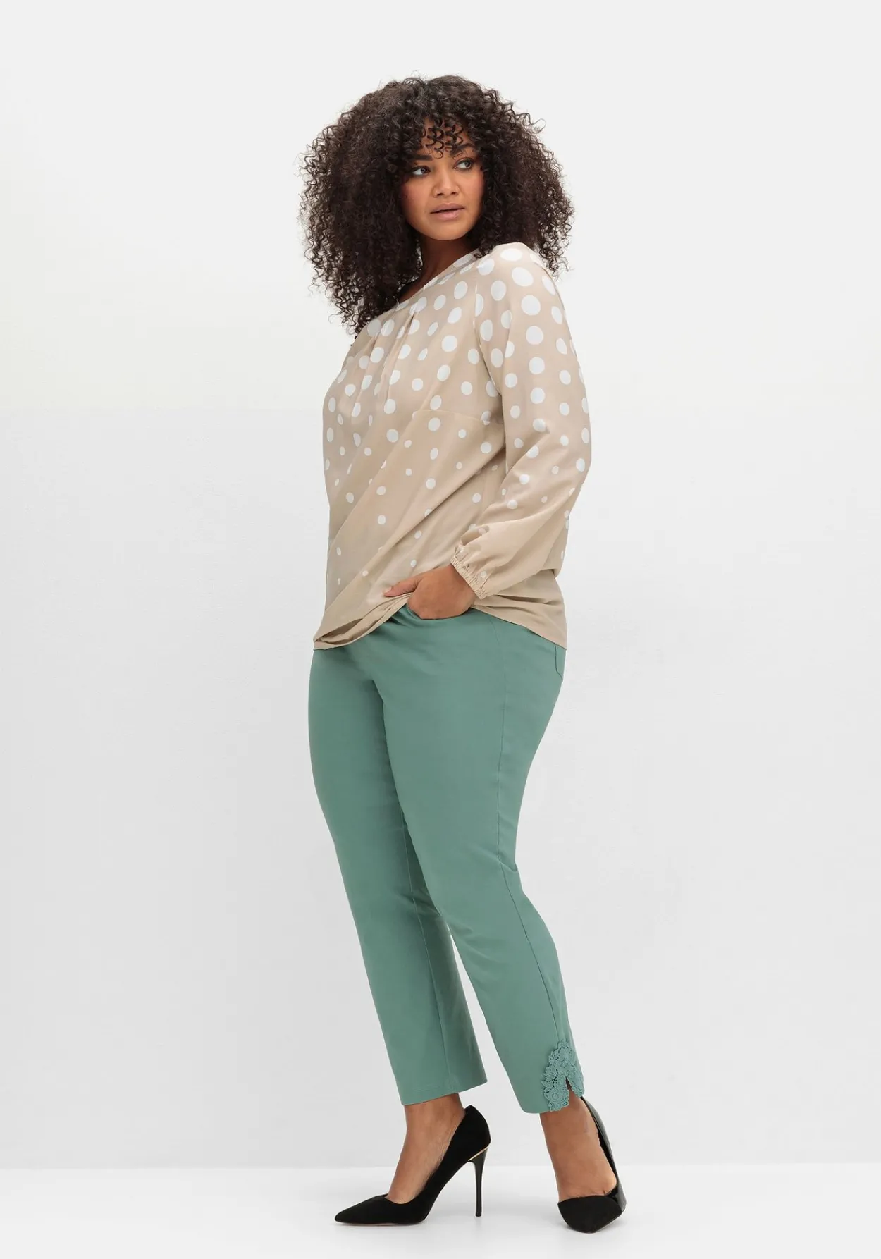 Schmale Bengalinhose mit Spitze am Saum<sheego Clearance