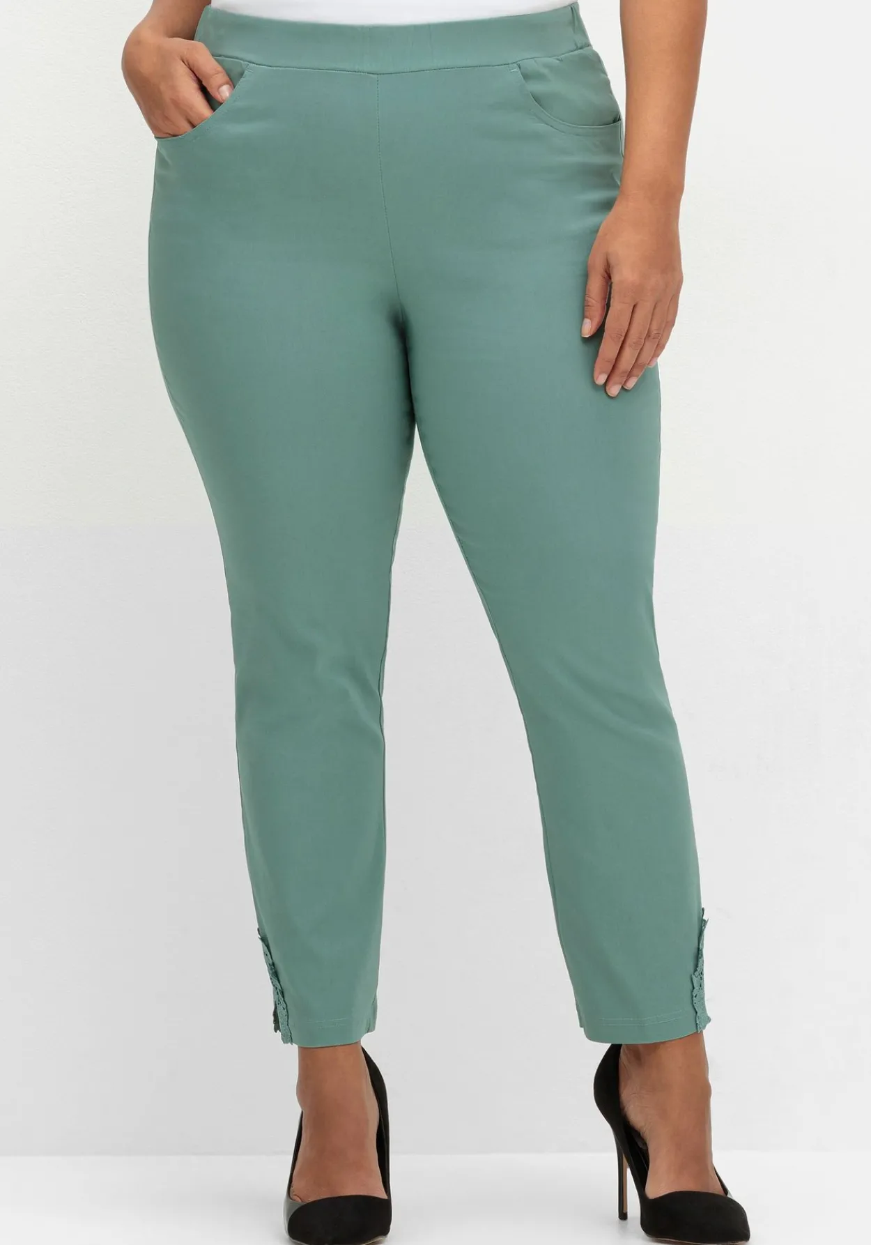 Schmale Bengalinhose mit Spitze am Saum<sheego Clearance
