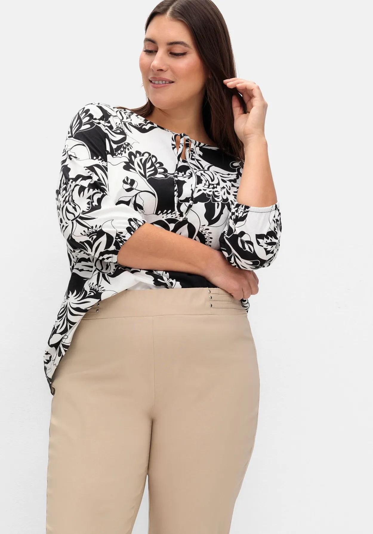 Schmale Bengalin-Schlupfhose mit dekorativem Bund<sheego Sale