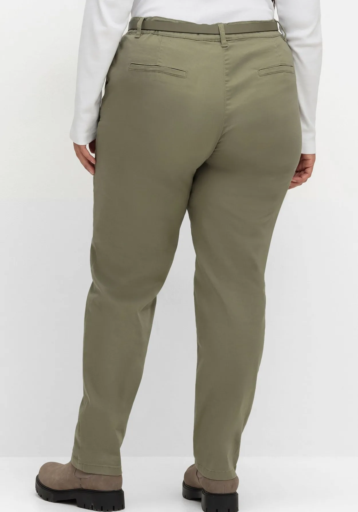 Schmale Chinohose mit Gürtel<sheego Clearance