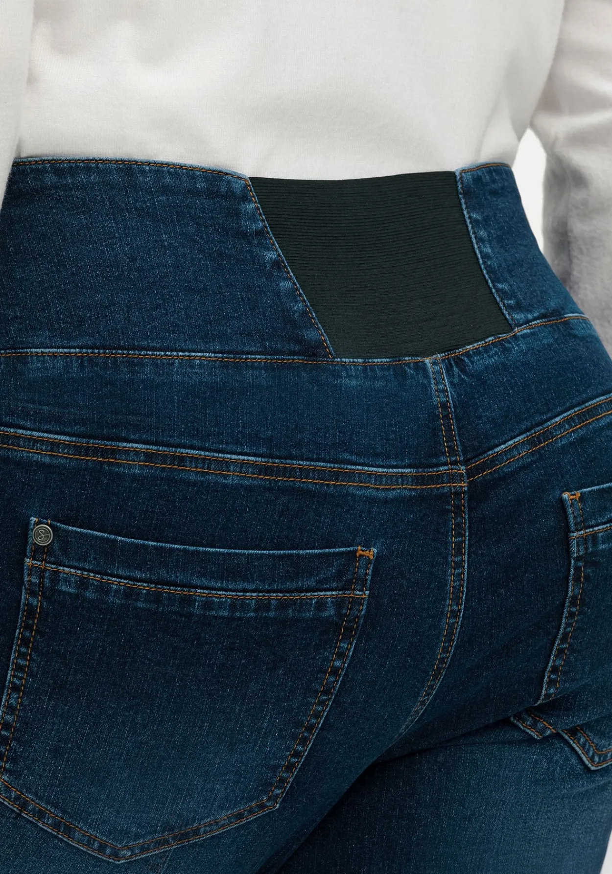 Schmale High-Waist-Jeans in Curvy-Schnitt ANNE<sheego Fashion