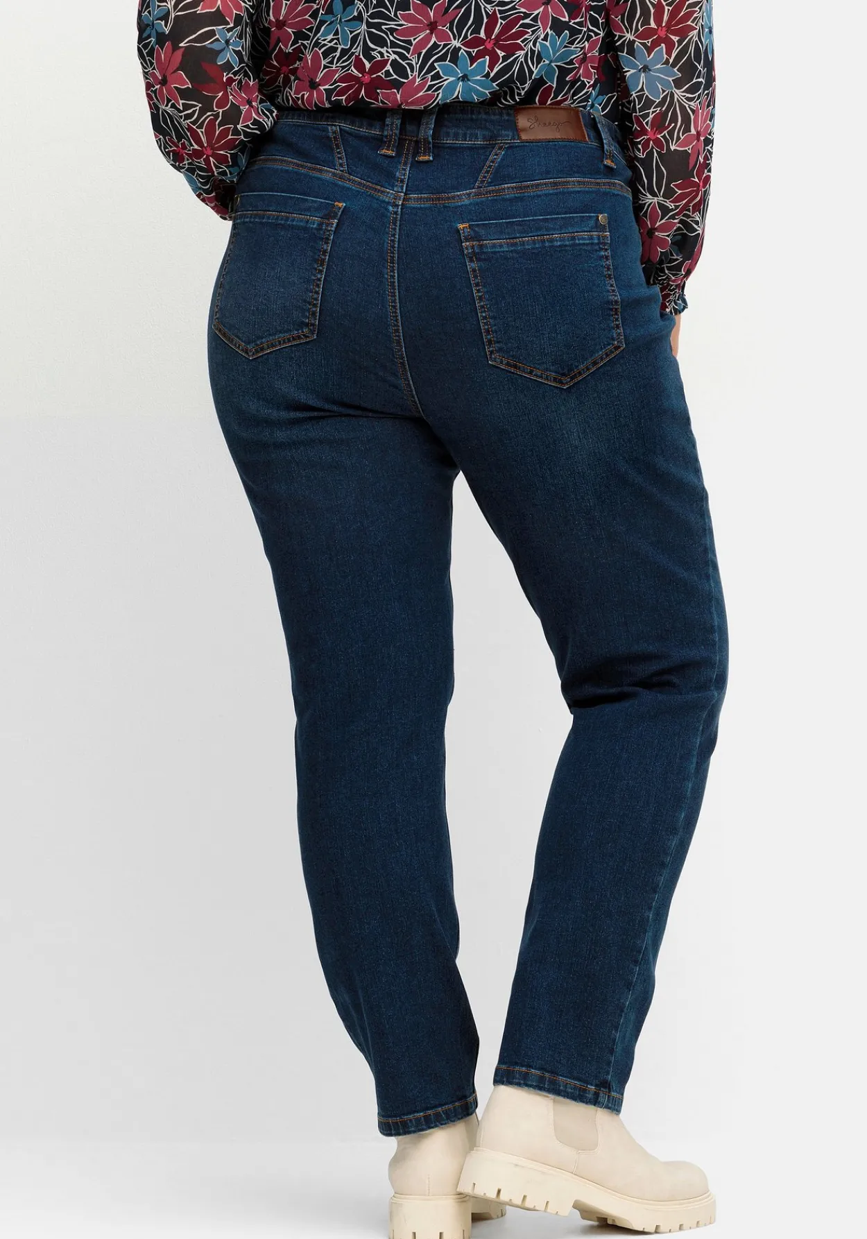 Schmale Jeans in Curvy-Schnitt PIA, in 5-Pocket-Form<sheego New
