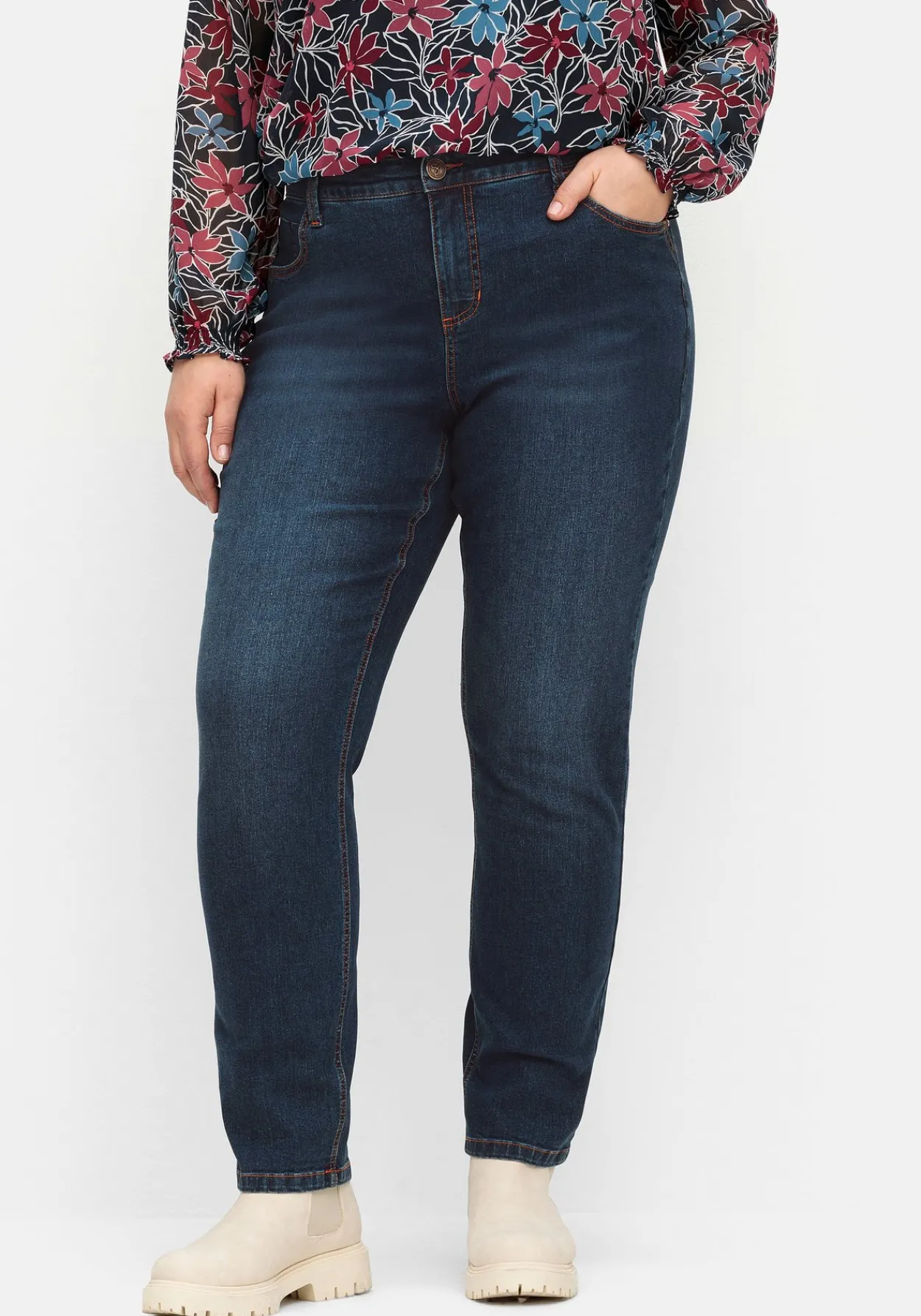 Schmale Jeans in Curvy-Schnitt PIA, in 5-Pocket-Form<sheego New