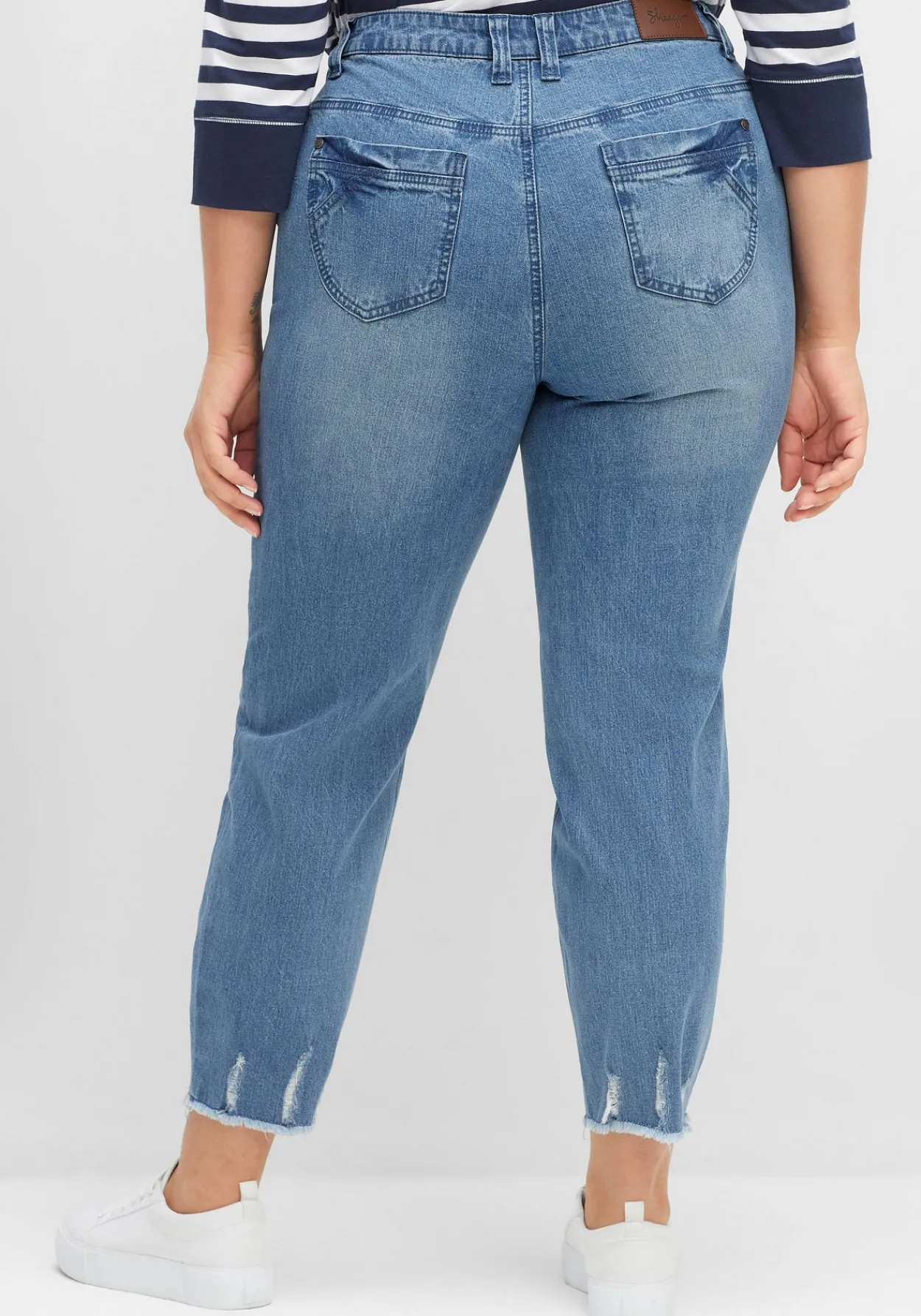 Schmale 7/8-Jeans mit Destroyed-Effekten<sheego Sale