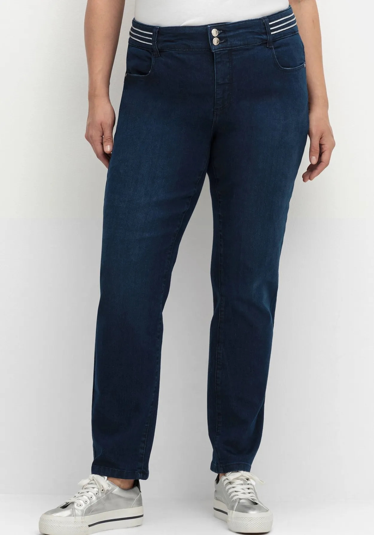 Schmale Jeans mit Glitzer-Zierband am Bund<sheego New