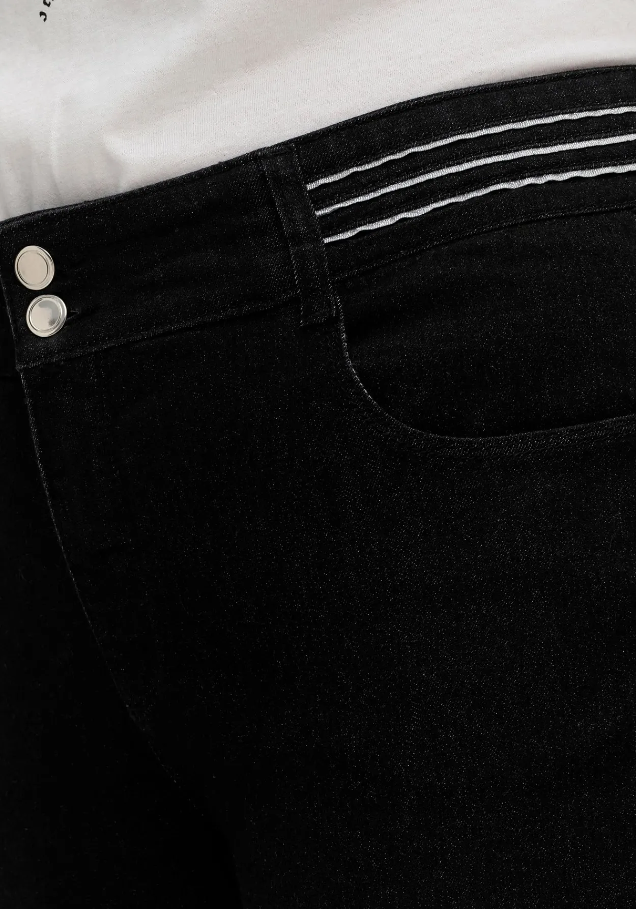 Schmale Jeans mit Glitzer-Zierband am Bund<sheego Hot