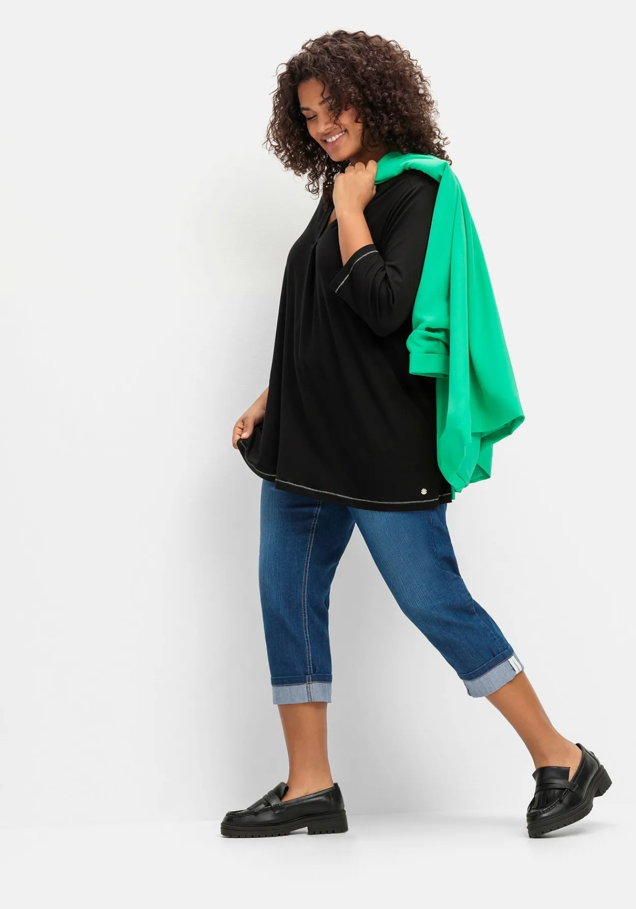 Schmale 7/8-Jeans mit Kontrasttape innen am Saum<sheego Clearance