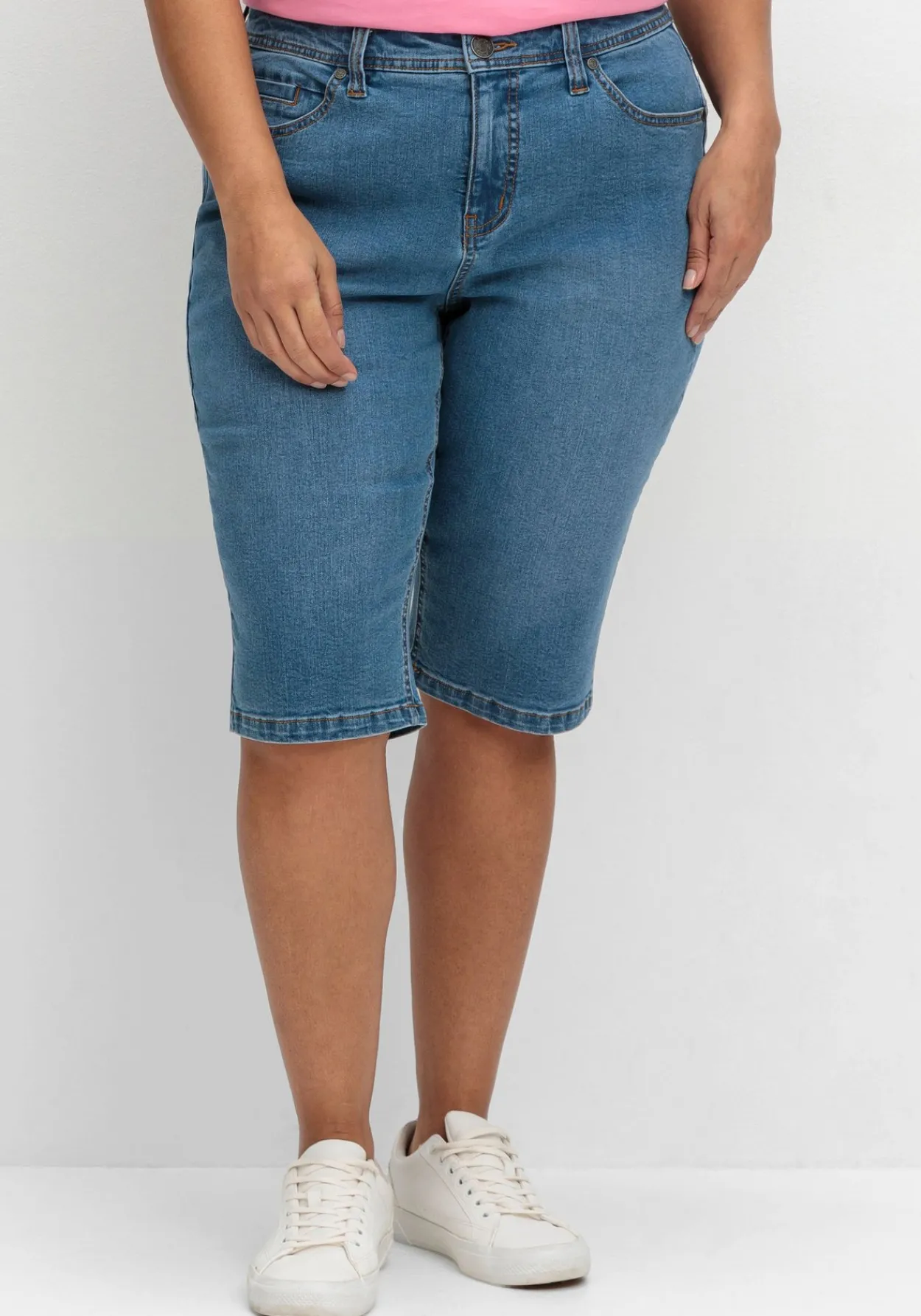 Schmale Jeans-Bermudas im Curvy-Schnitt PIA<sheego Sale