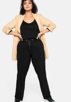 Schmale Joggpants mit Schlupfbund und Eingrifftaschen<sheego Hot