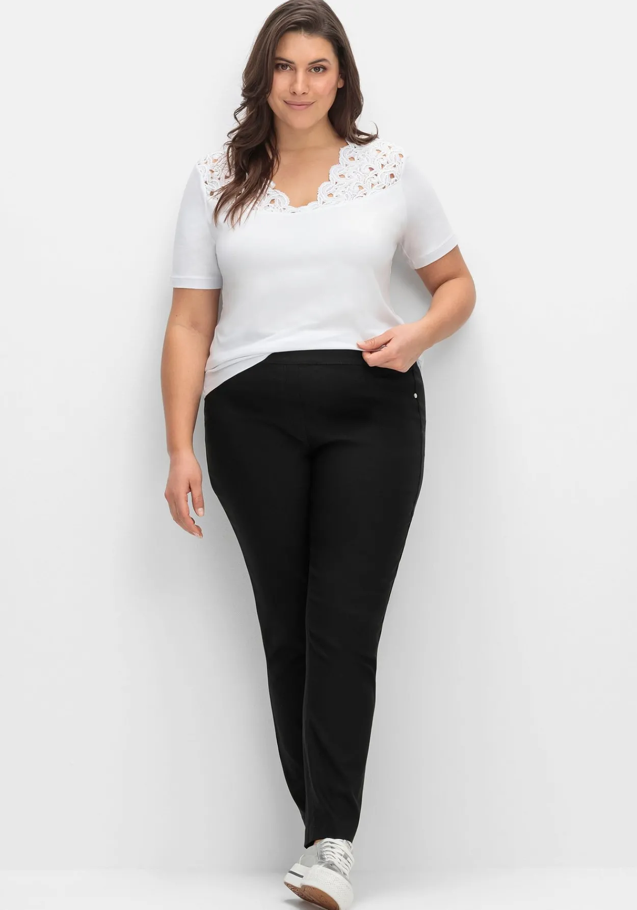 Schmale Stretchhose mit breitem Dehnbund<CREATION L PREMIUM Discount