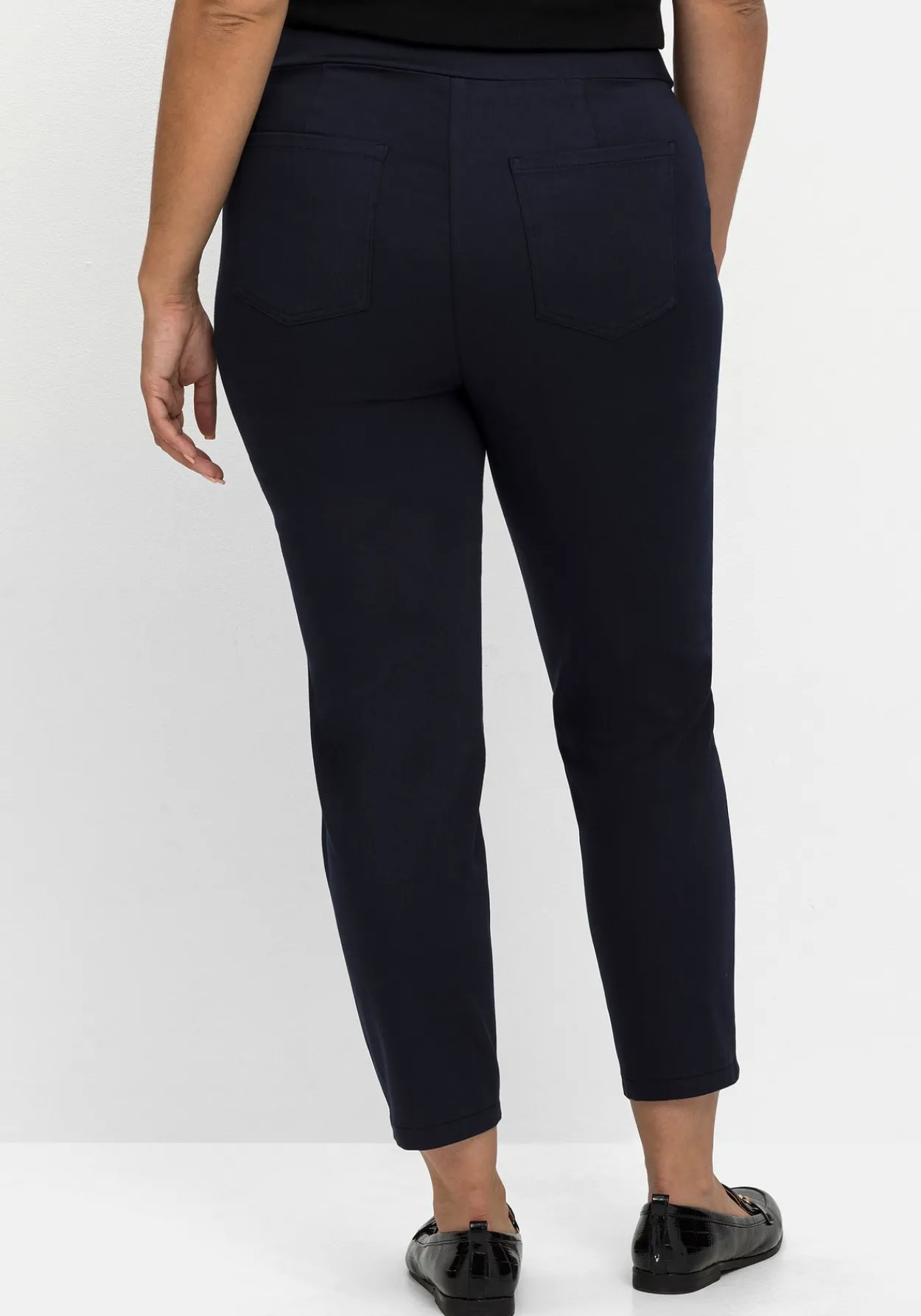 Schmale 7/8-Stretchhose mit elastischem Bund<sheego Outlet