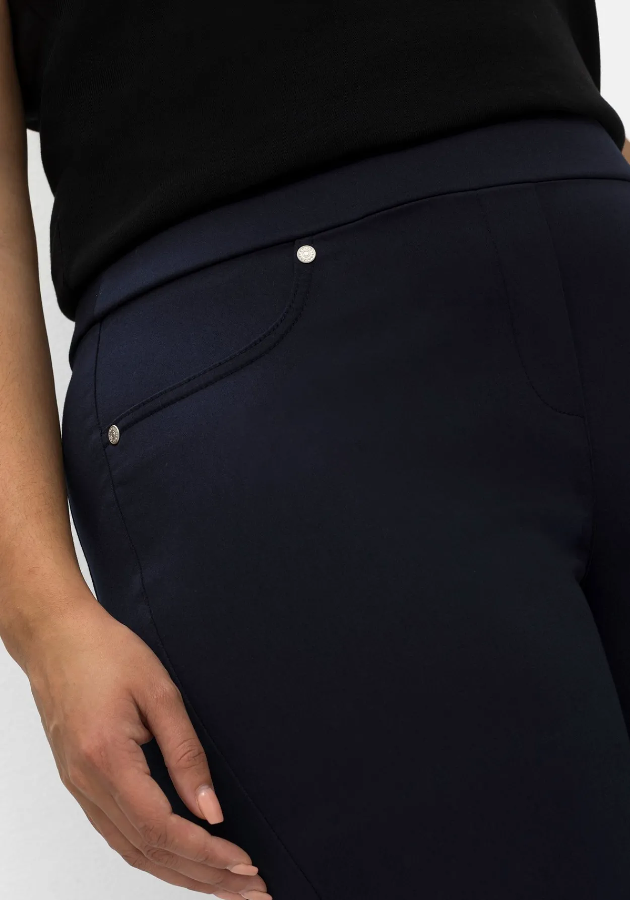 Schmale 7/8-Stretchhose mit elastischem Bund<sheego Outlet