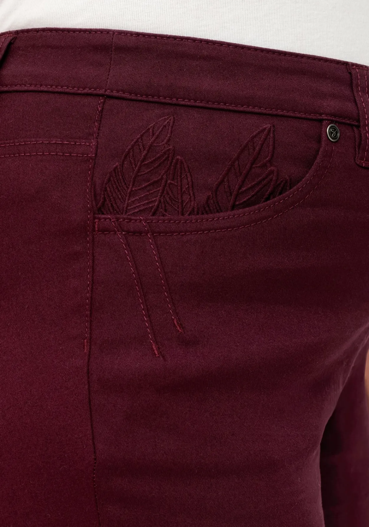 Schmale Twillhose mit Stickerei und Ziernähten<sheego Discount